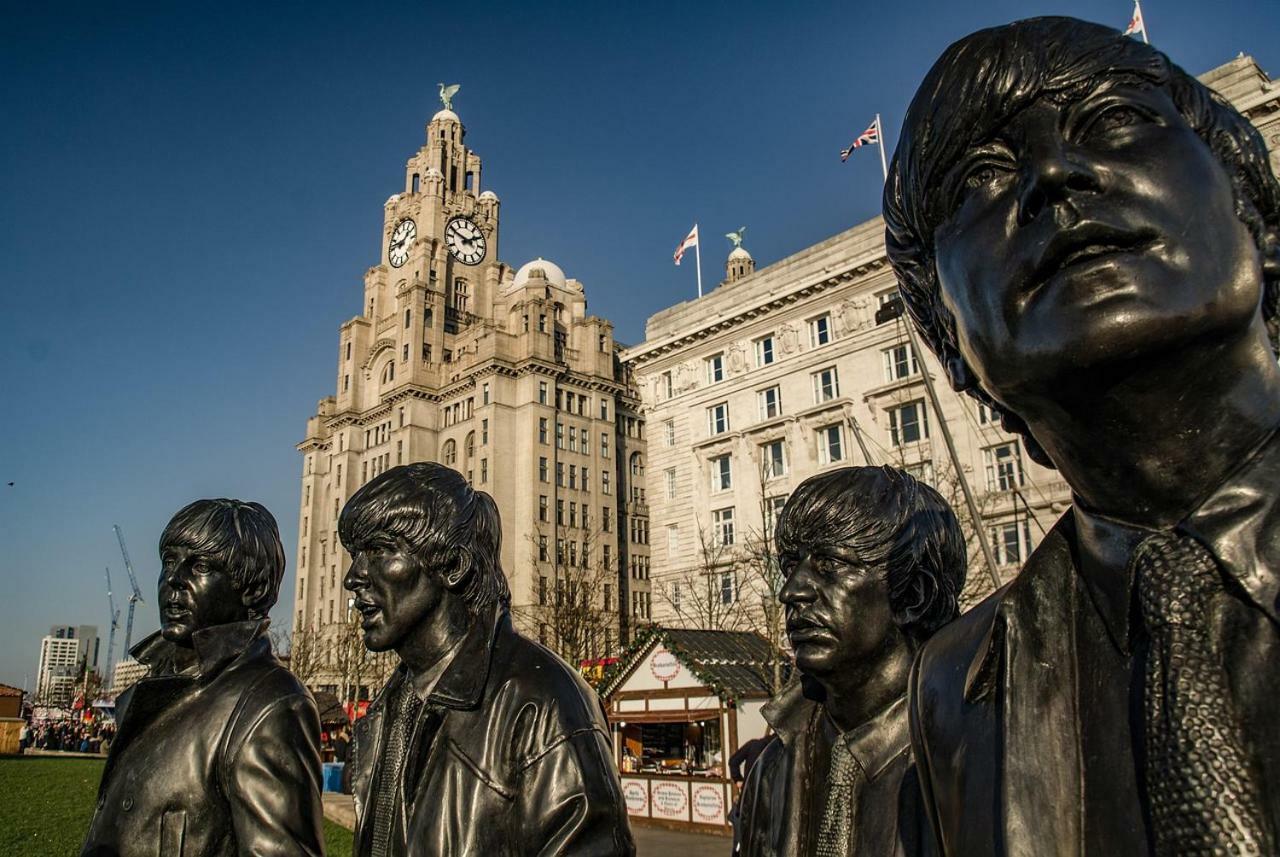 Crew Rooms Anfield Liverpool Eksteriør bilde
